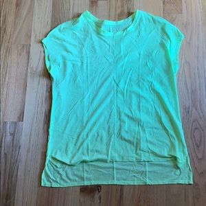 Lululemon yoga T-shirt